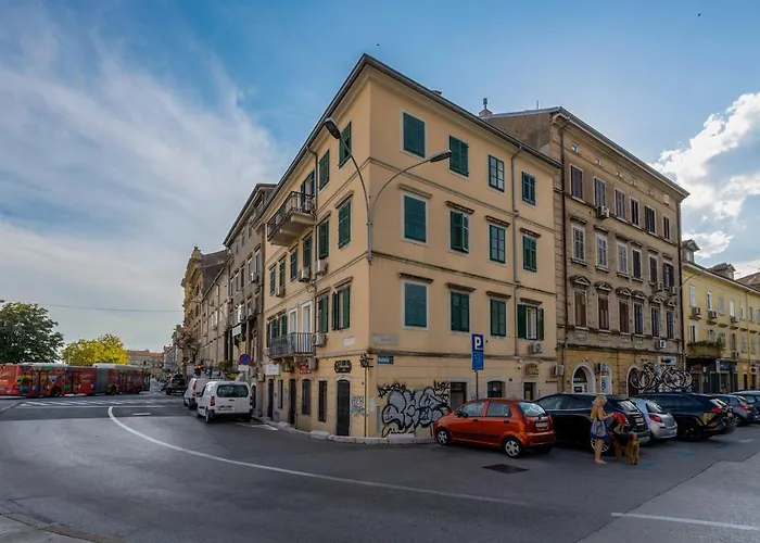Bella Vita Apartments